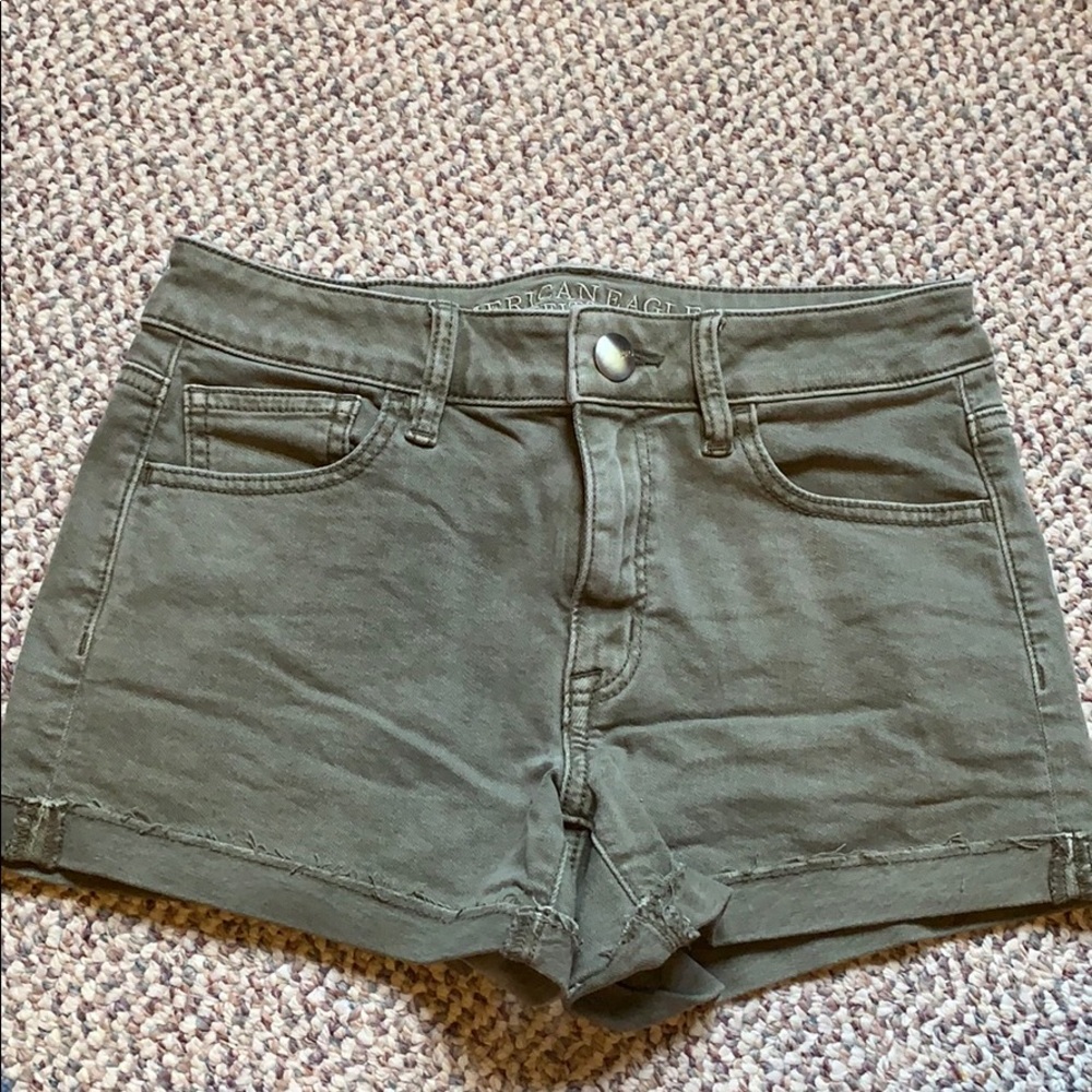 AEO olive green denim shorts size 2